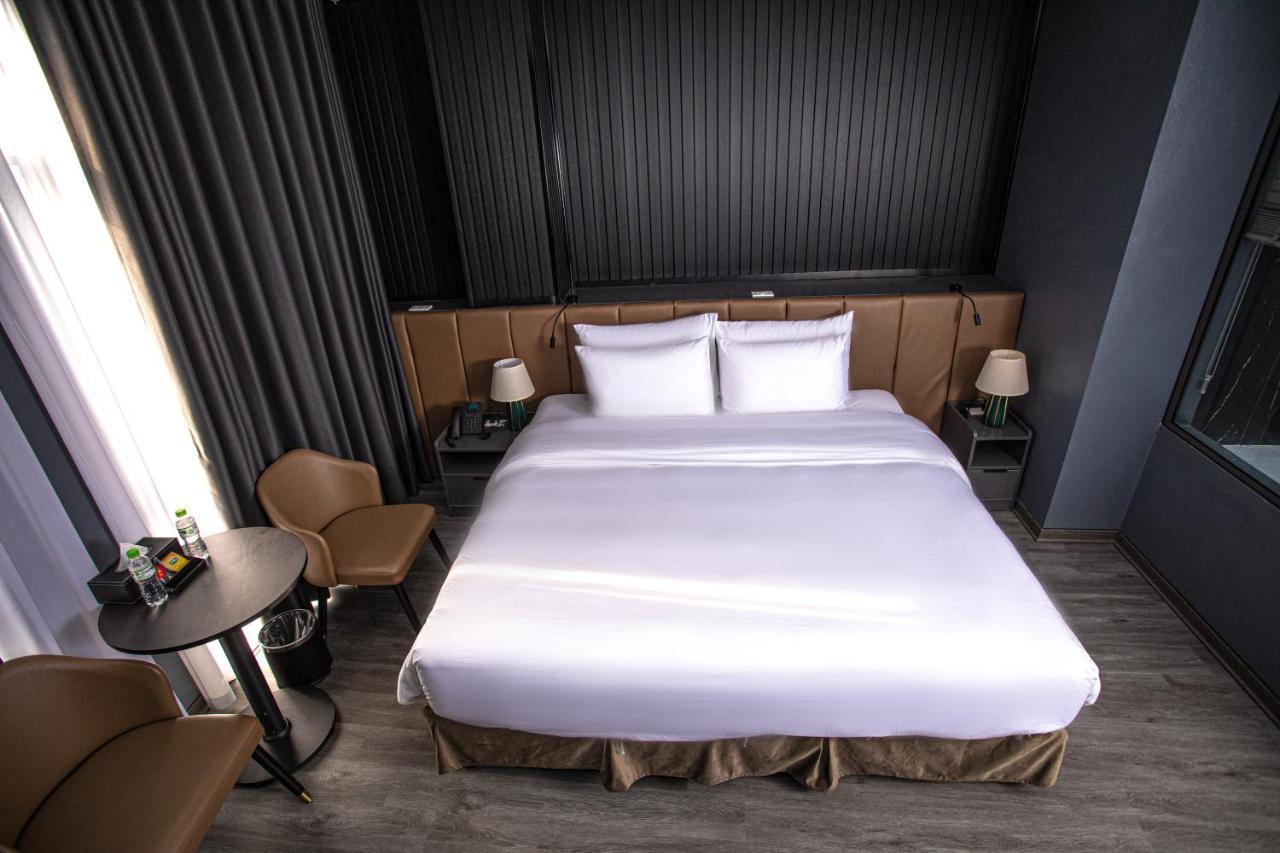 La Maison Boutique Hotel กาวบั่ง ภายนอก รูปภาพ